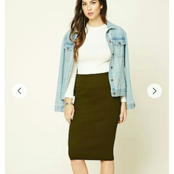 Ribbed Stretch-Knit Skirt - Picture 3 of 3